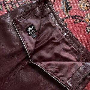 Wilson’s Maxima Y2K oxblood leather pencil mini skirt